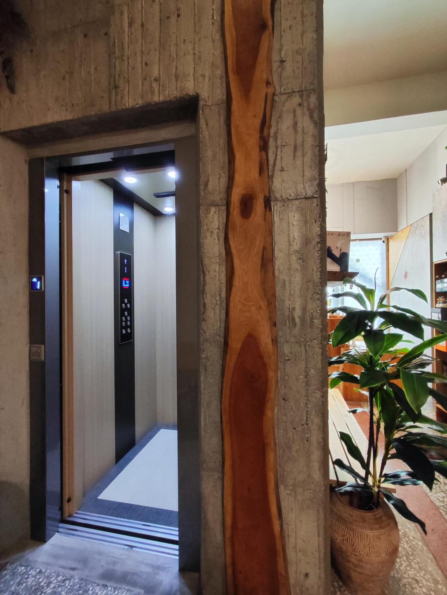 棚棚屋室內帳篷民宿inn Kaohsiung Exterior foto